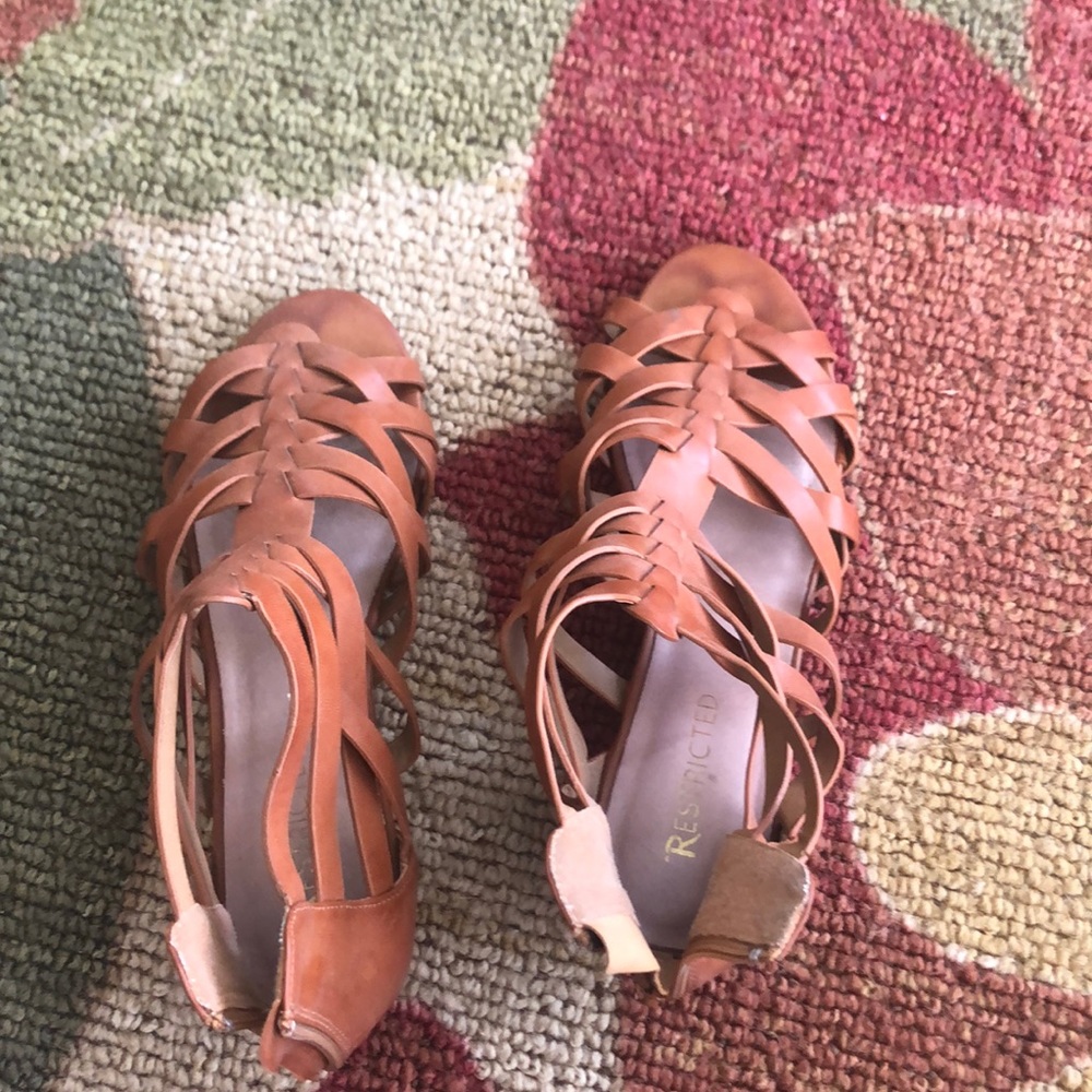 Zip up sandals